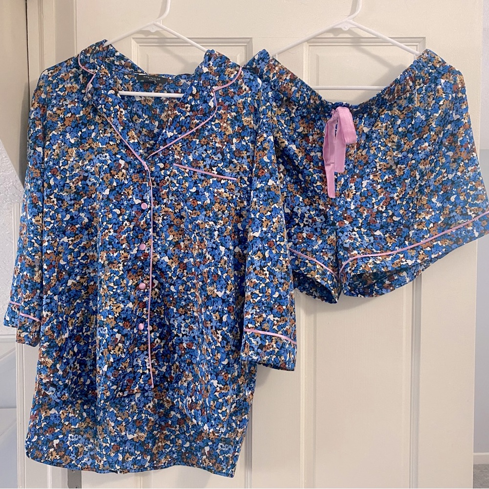 Adorable Ann Taylor Sleep Set